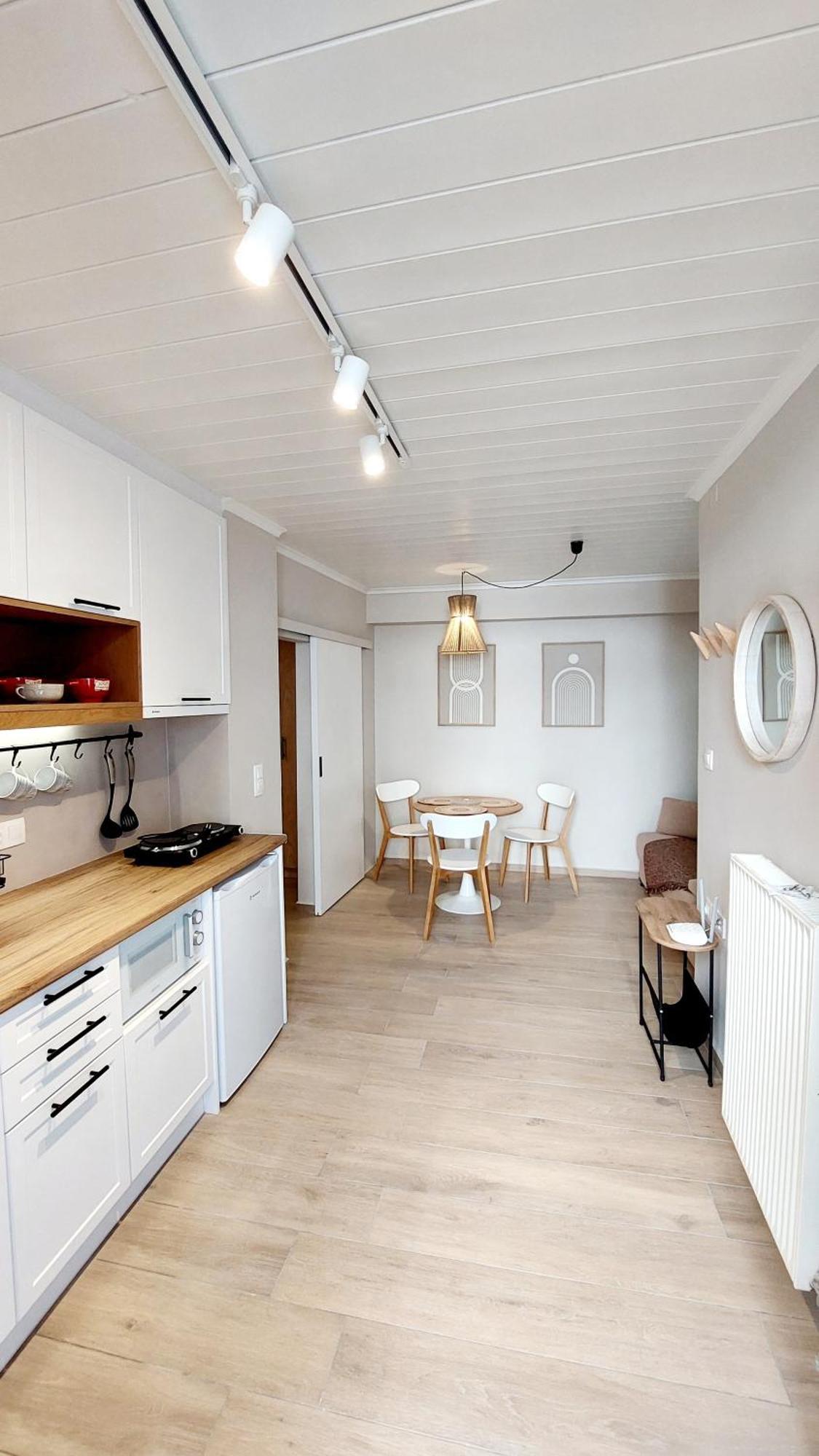 העיירה רתימנו Lilys Apartments מראה חיצוני תמונה
